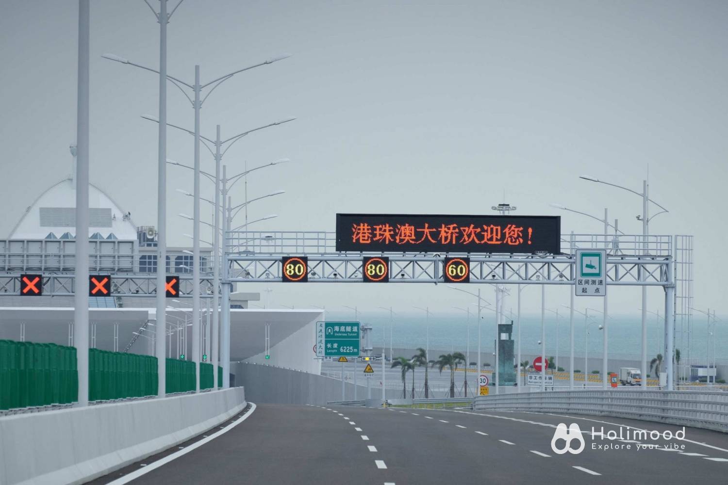 點對點中港車 【香港往返珠海/拱北/橫琴/金灣市區】7-8人中港車跨境接送 3