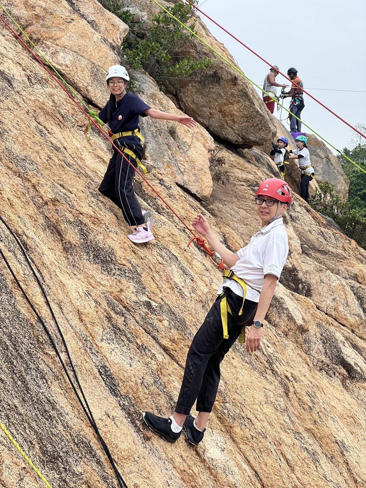 成峯歷奇 【長洲】親子沿繩下降+飛索體驗 3