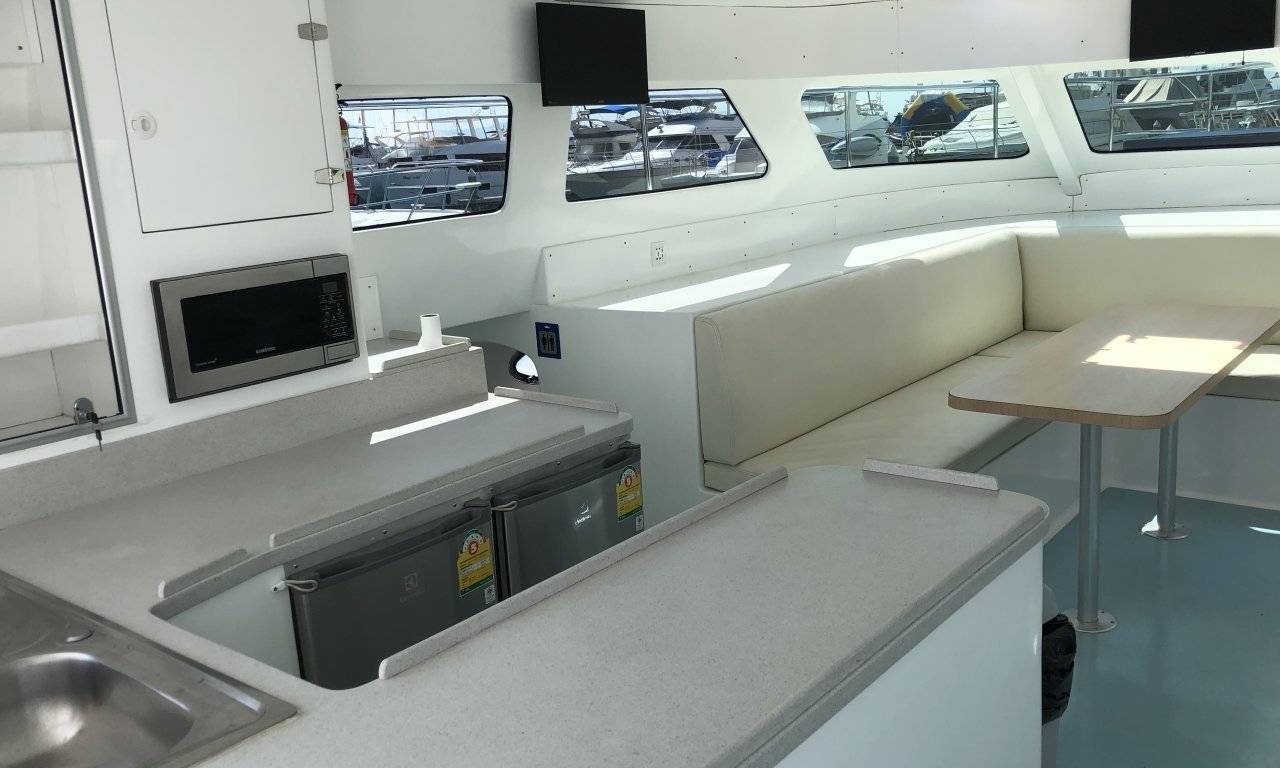 Holimood Int'l Thailand [專車酒店接送] 必試! Powerplay 52英尺雙體遊艇| 芭堤雅出海Chill正包船一天遊 14