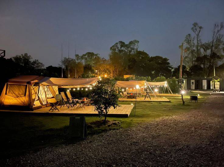 AutoCamper 【Japanese Vintage Camping Style】 Ogawa Glazed Window White Tent Package (2 pax) 23