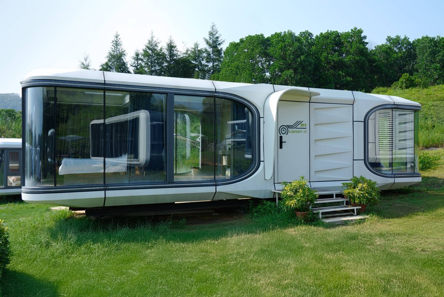 Park Nature Hillside 世外桃源 | 太空星艦露營車·蓮麻坑豪華營地 【親子系列】Starship FX 親子太空艦  < 2-6人 > 2