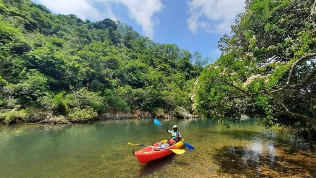 EFoil HK 【西貢隱世避風港】 租借單人/ 雙人獨木舟/ 直立板（泊車場，淡水沖身更衣設備） 2