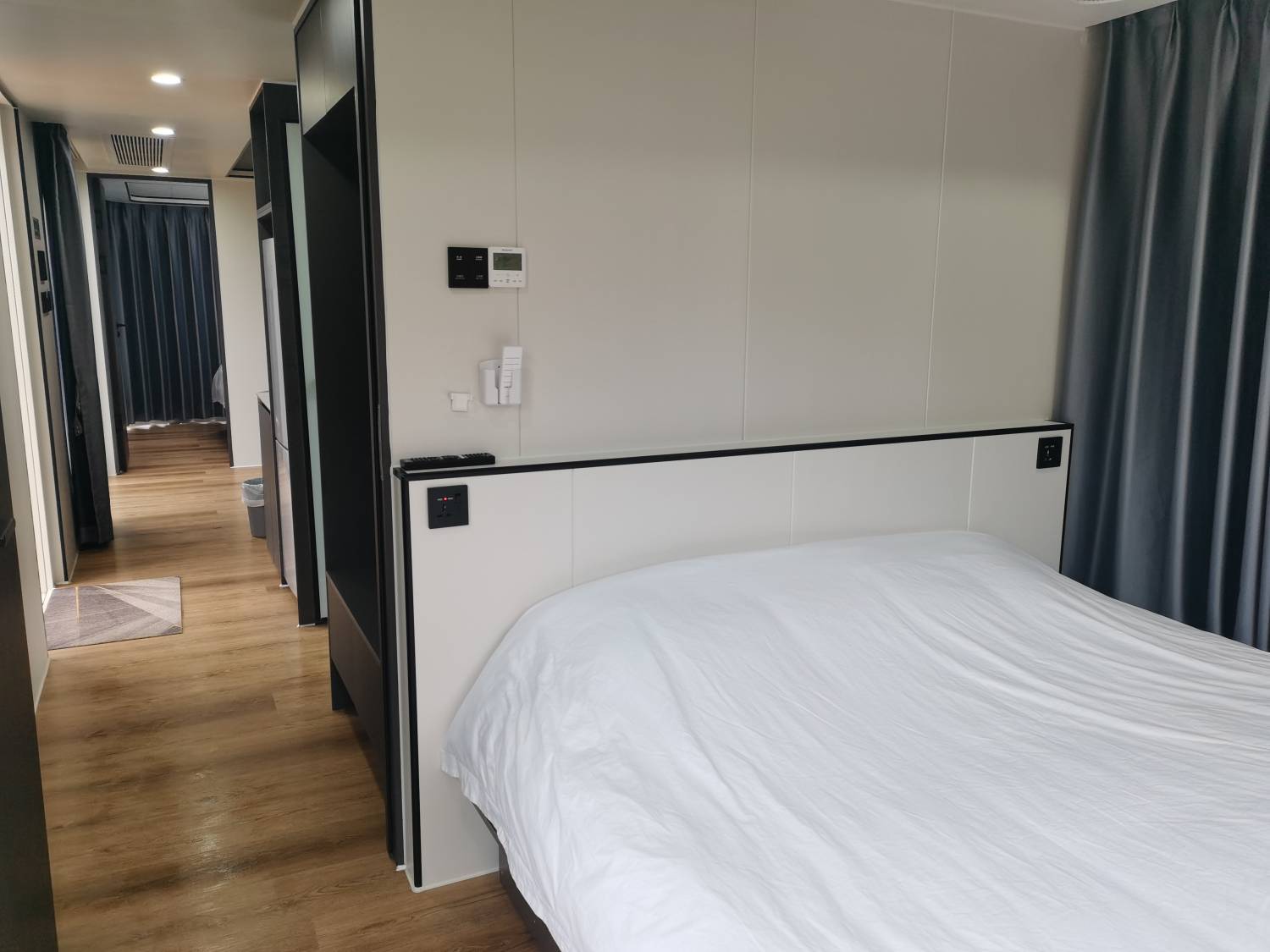 Park Nature Hillside 世外桃源 | 太空星艦露營車·蓮麻坑豪華營地 【親子系列】Starship FX 親子太空艦  < 2-6人 > 7