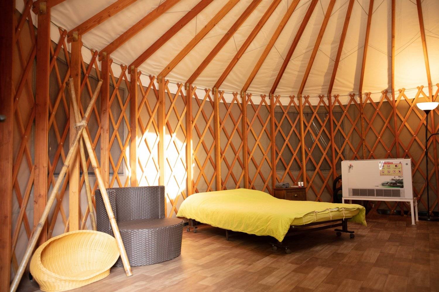 長洲西園露營歷奇園地 - 四大主題營區、豪華露營體驗、專業歷奇活動 【遊牧民族文化】 中蒙古包( 2-4 人)｜長洲西園 3