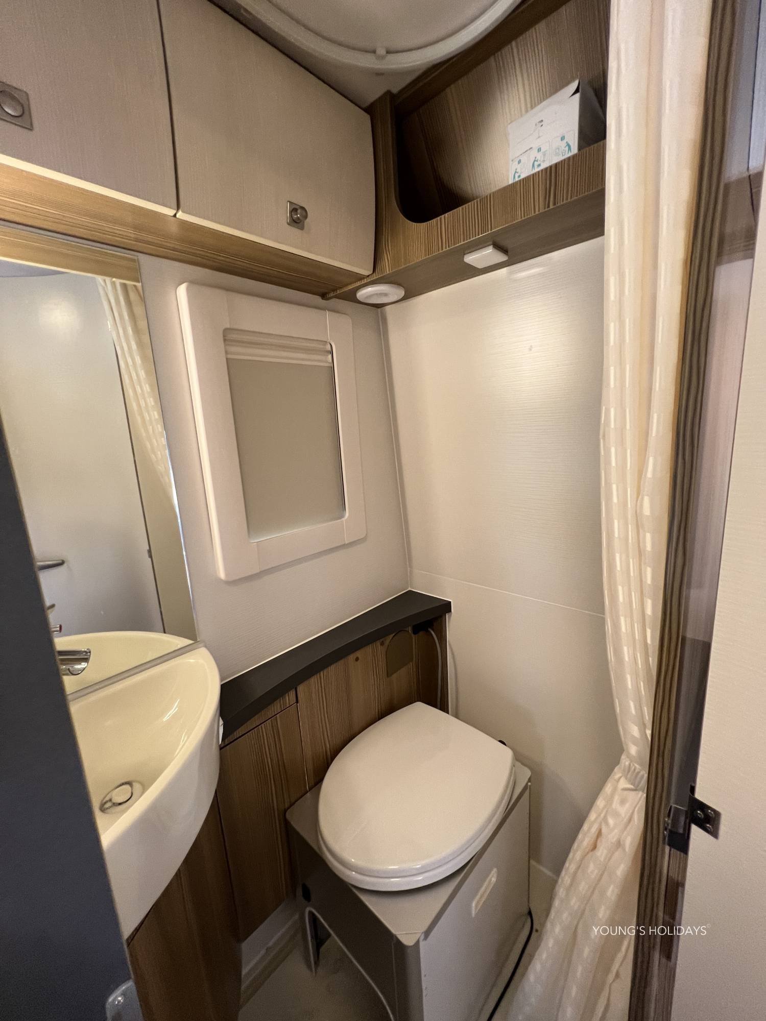 Youngs Holiday 悠揚假期 - 潛水旅遊、自駕遊、日本露營車 【東京成田】五人日本露營車24小時租用體驗(VT-ZIL 520) 13