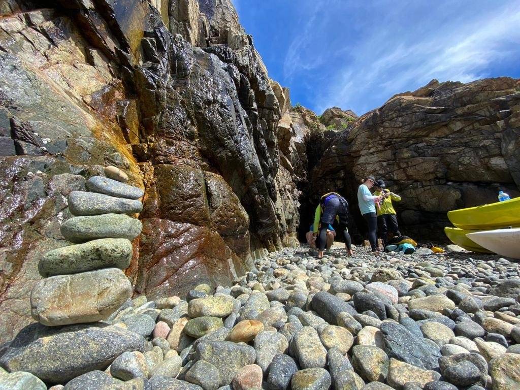 Secret Ocean 【離島秘景】東龍島深度遊+獨木舟穿海蝕洞之旅 (4人成團) 12