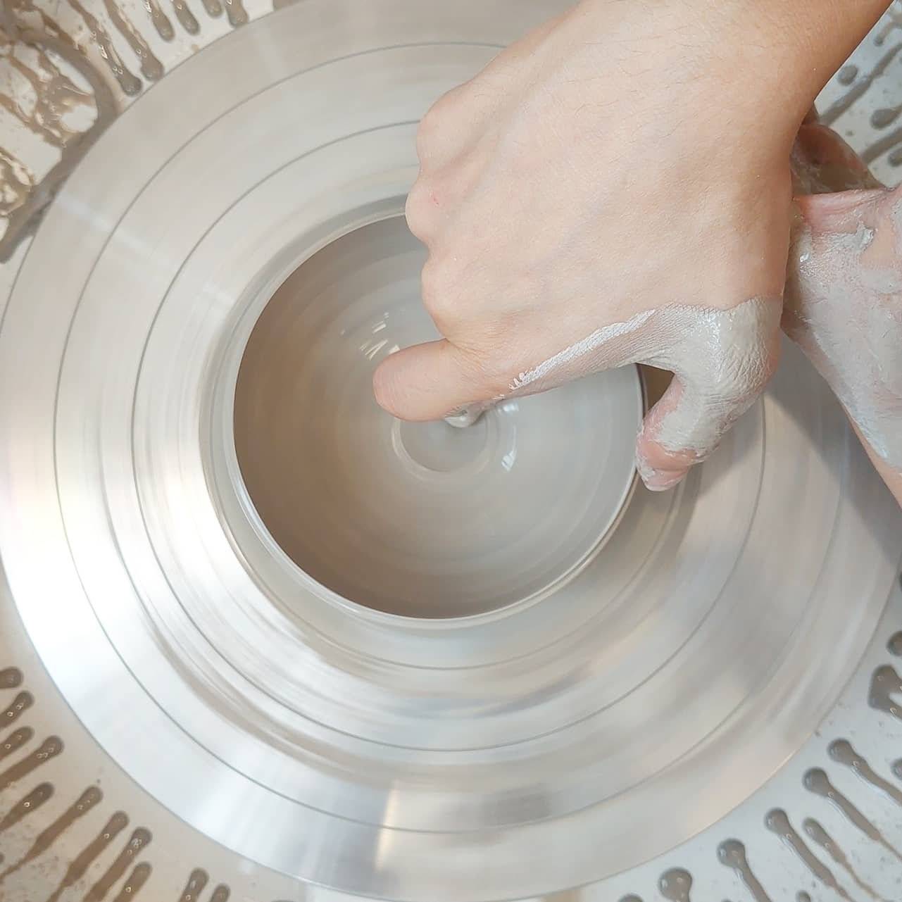 思陶藝術工作室 【手捏陶瓷工作坊】— 陶瓷拉坯體驗工作坊 2