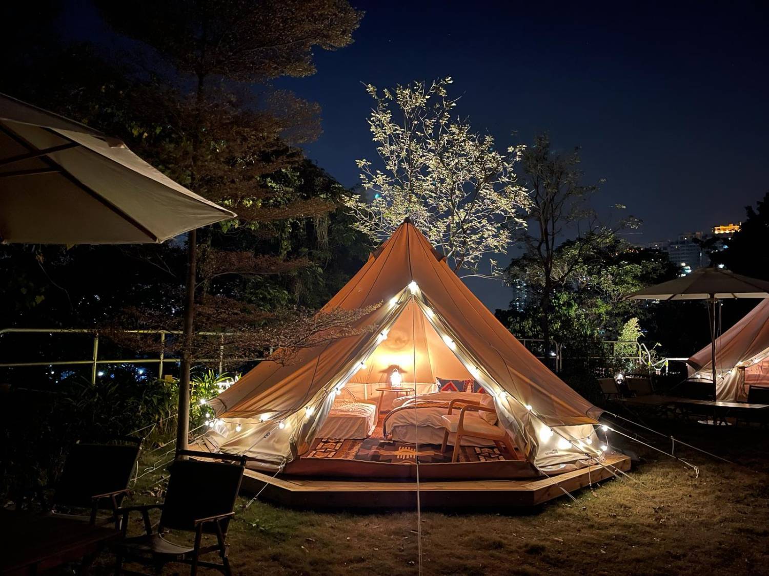 AutoCamper香港汽車露營 【山丘體驗】2人小島山屋 - 馬灣公園 1