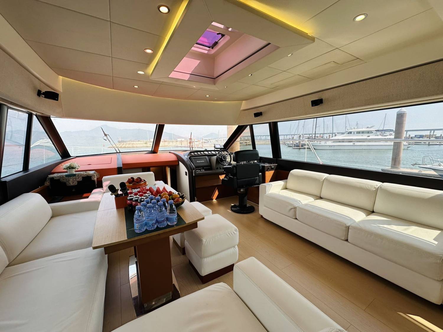 Holimood 州游 【坪仕島風光】3小時生日遊艇派對套餐 6