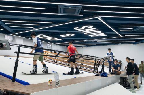 Snow & Surf 室內滑雪衝浪體驗/ 套票及包場優惠 【室内滑雪體驗】全港首個集滑雪衝浪於一身場地 7