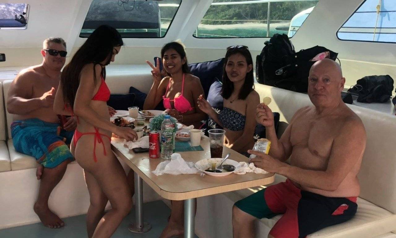 Holimood Int'l Thailand [專車酒店接送] 必試! Powerplay 52英尺雙體遊艇| 芭堤雅出海Chill正包船一天遊 7