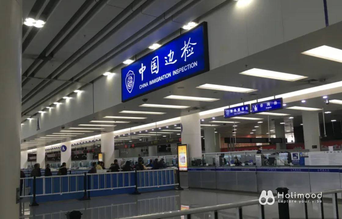 點對點中港車 【香港往返深圳包車】豪華7座Alphard跨境點對點接送 6