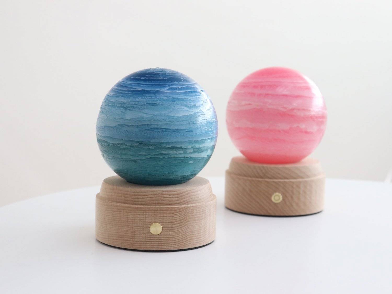 The Lucky Ones Candle Studio 蠟燭證書班及工作坊 【超夢幻治癒小物】漸層香氛蠟燭星球小夜燈工作坊 4