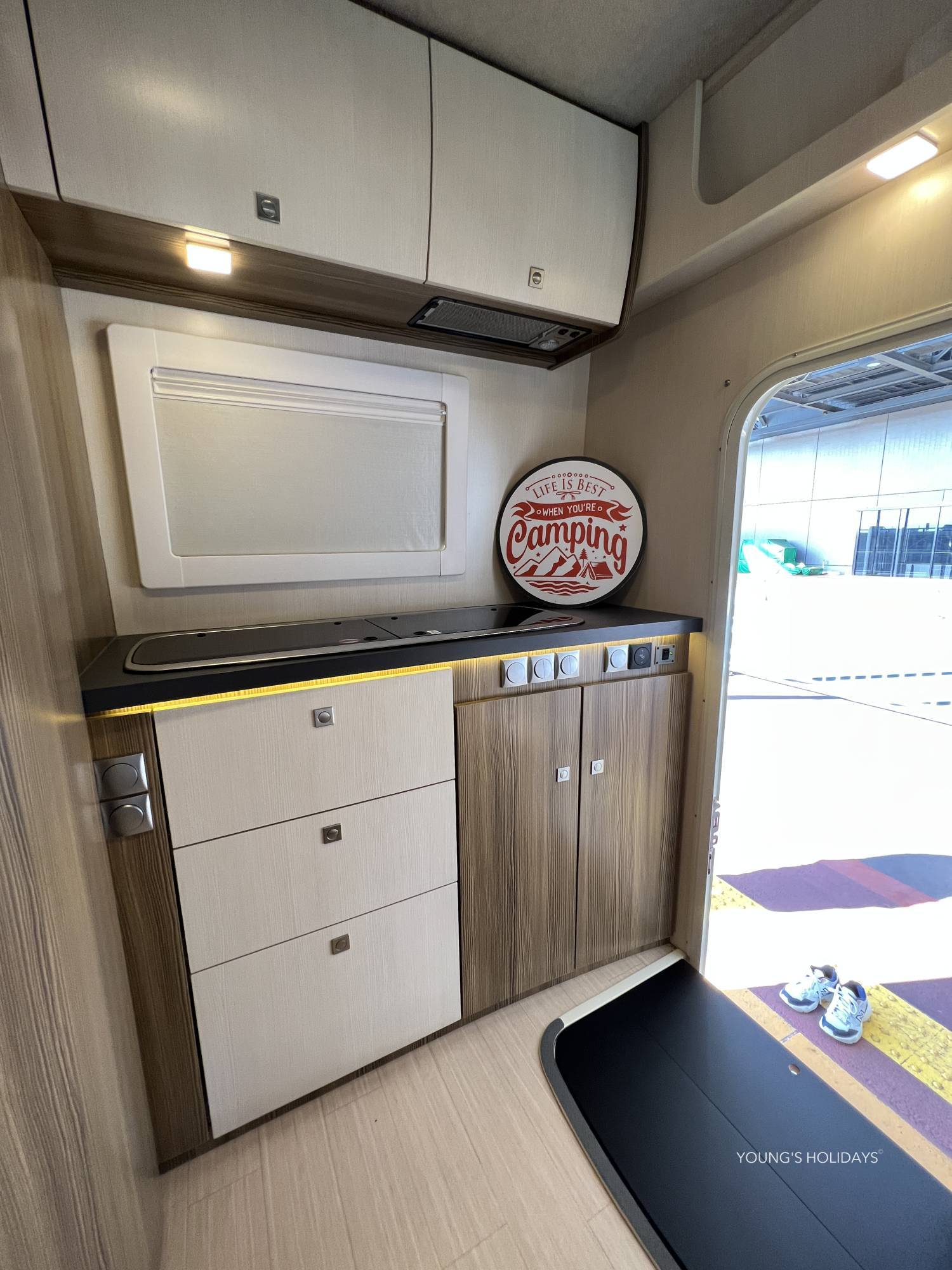 Youngs Holiday 悠揚假期 - 潛水旅遊、自駕遊、日本露營車 【東京成田】五人日本露營車24小時租用體驗(VT-ZIL 520) 15