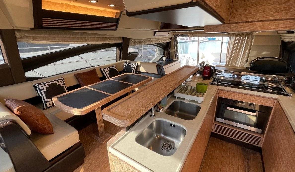 Holimood Int'l Thailand [專車酒店接送] 必試!  Azimut 64 豪華遊艇| 芭堤雅出海Chill正包船一天遊 5