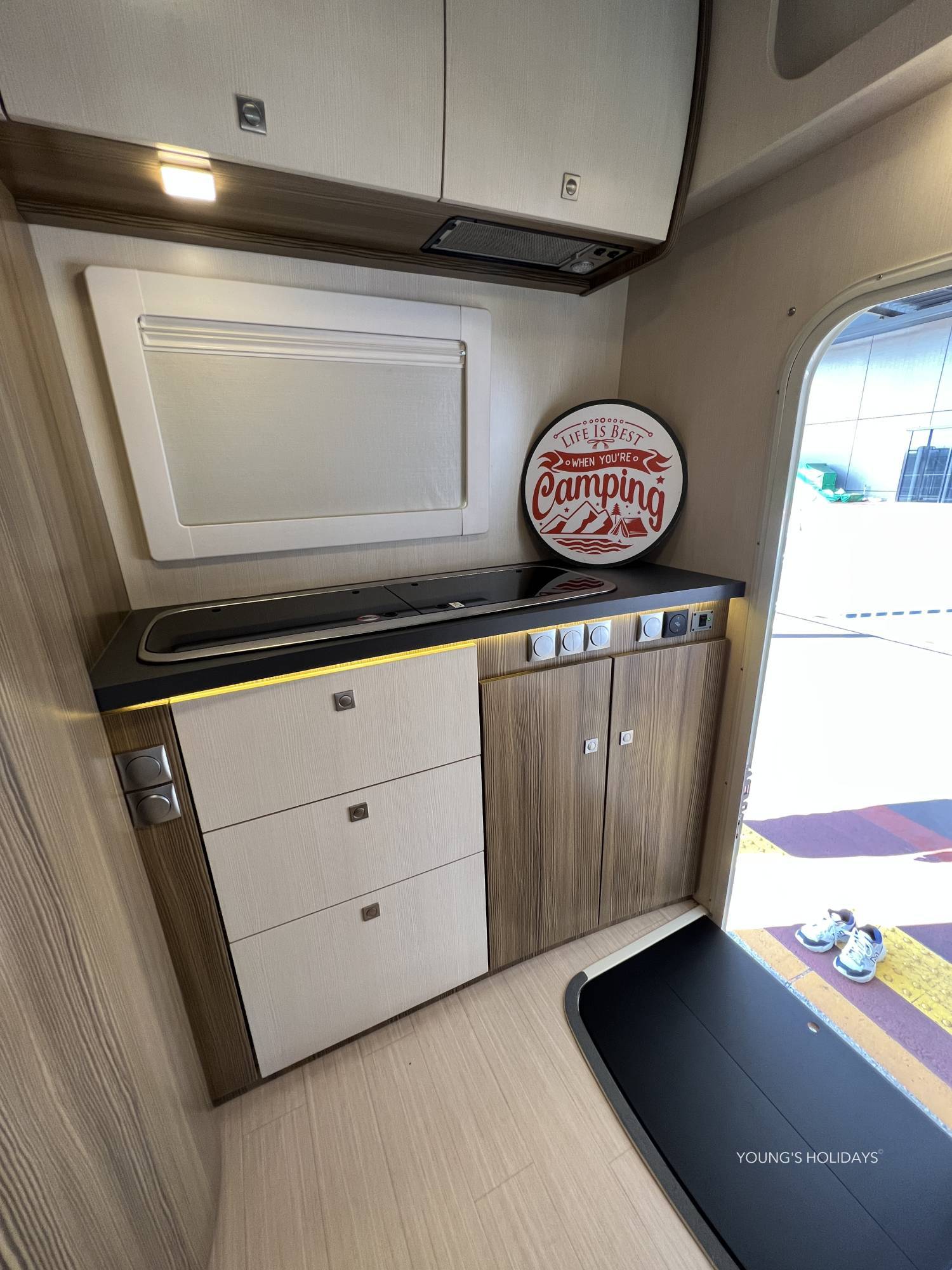 Youngs Holiday 悠揚假期 - 潛水旅遊、自駕遊、日本露營車 【東京成田】五人日本露營車24小時租用體驗(VT-ZIL 5) 7