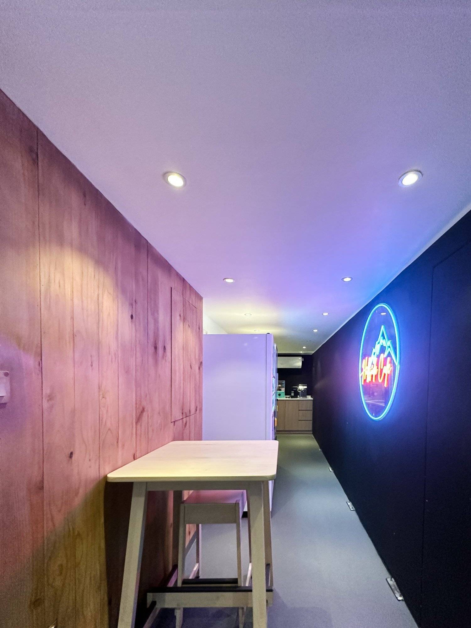 Snow & Surf 室內滑雪衝浪體驗/ 套票及包場優惠 【室內衝浪體驗】全港首個集恆溫衝浪與滑雪於一身場地 12