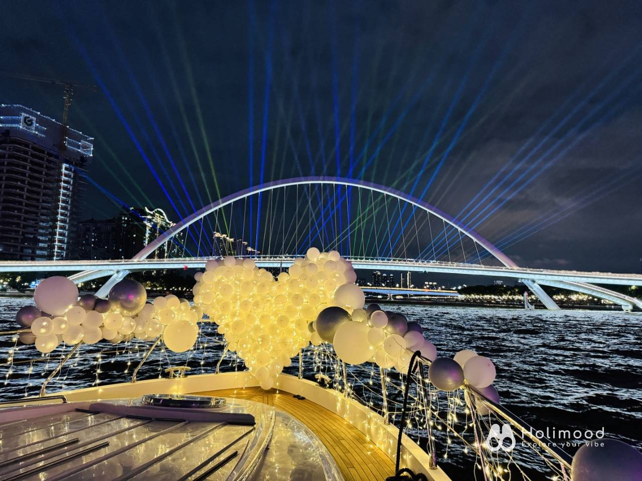 Holimood 圣鲸 【珠江夜遊】遊艇生日/求婚豪華套餐 10