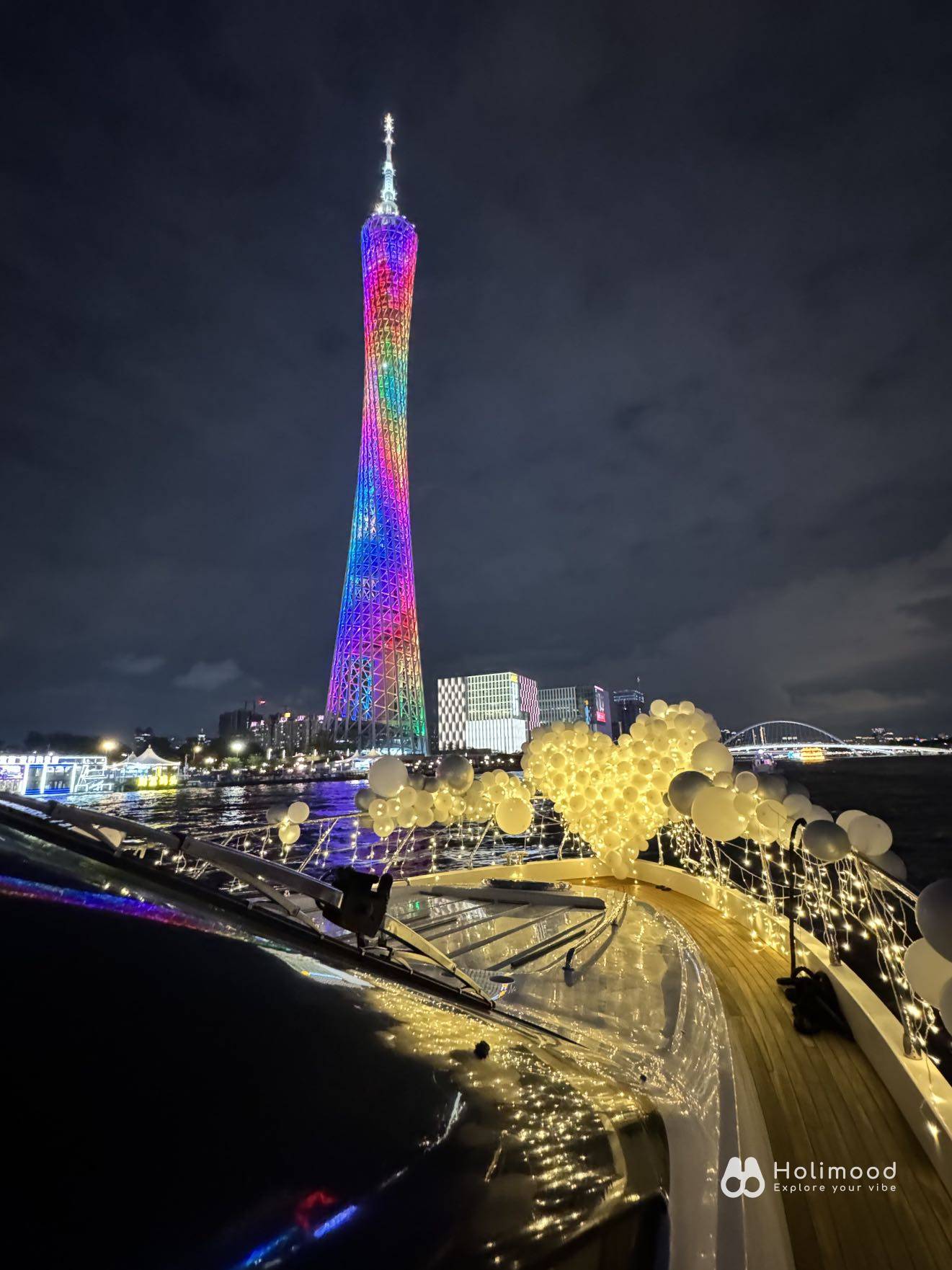 Holimood 圣鲸 【珠江夜遊】遊艇生日/求婚豪華套餐 6