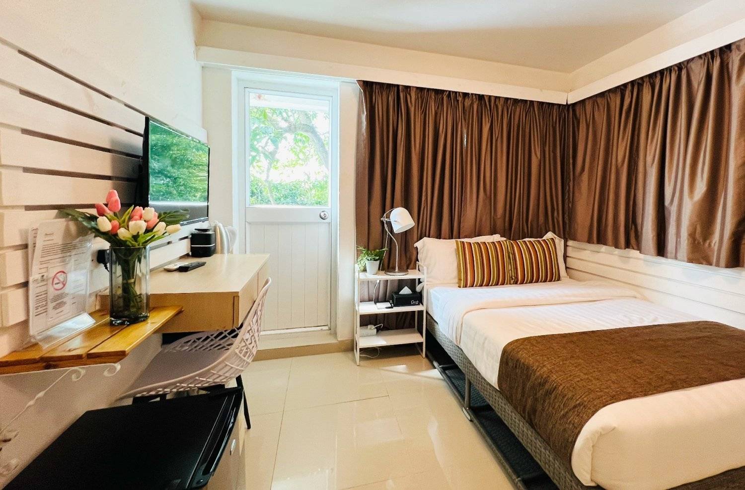 浪濤軒｜碧海軒｜碧濤軒 - 南丫島海邊酒店 【標準雙人房附陽台】雙人房間連陽台｜碧濤軒酒店 2