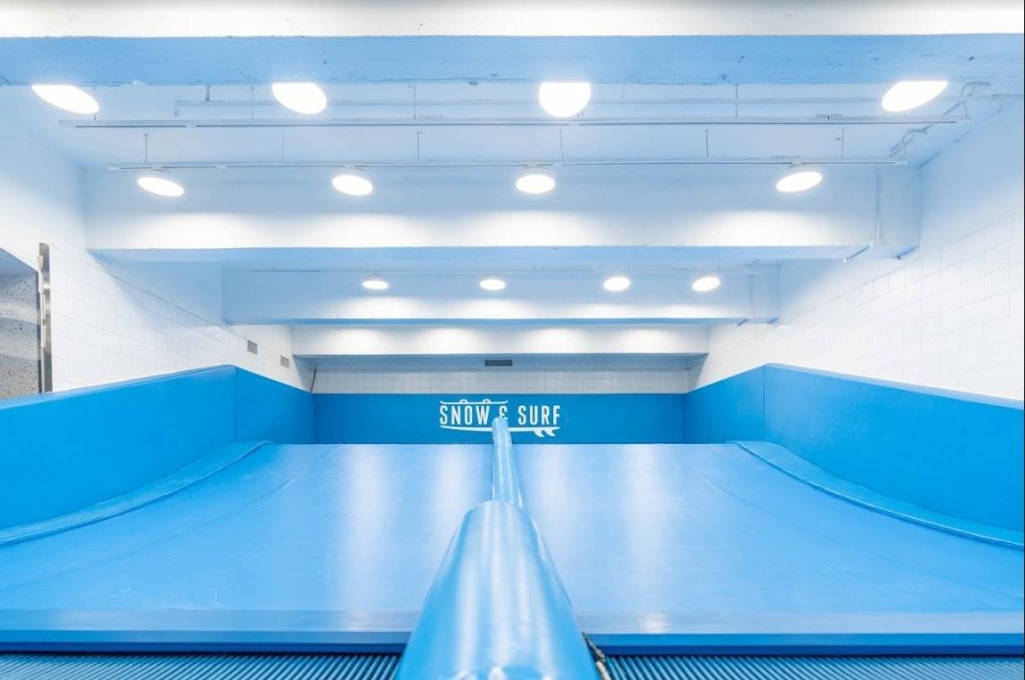 Snow & Surf 室內滑雪衝浪體驗/ 套票及包場優惠 【室內衝浪體驗】全港首個集恆溫衝浪與滑雪於一身場地 5