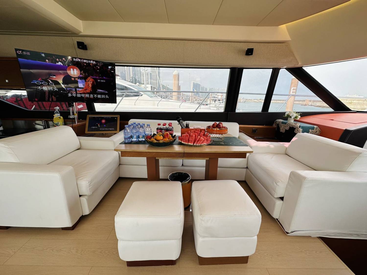 Holimood 州游 【坪仕島風光】3小時生日遊艇派對套餐 5