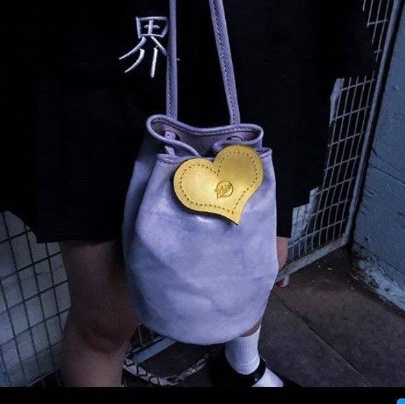 The Handcrafter Workshop 金屬工藝、皮革、押花工作坊、保鮮花 編織皮革束口小包工作坊-/ 手工皮革6吋索袋/ 短銀包工作坊 6