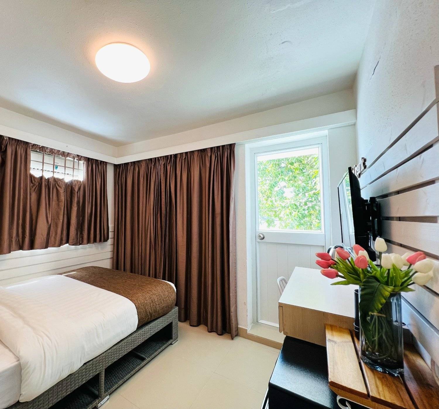 浪濤軒｜碧海軒｜碧濤軒 - 南丫島海邊酒店 【標準雙人房附陽台】雙人房間連陽台｜碧濤軒酒店 1