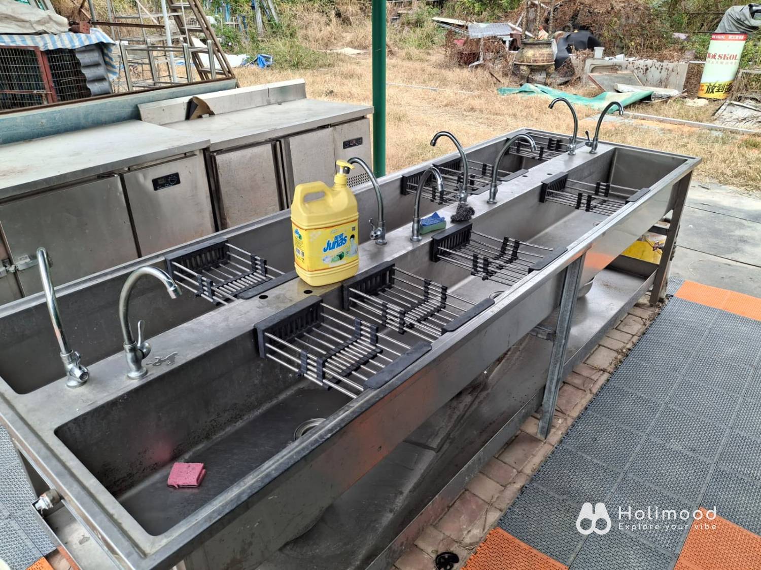 NutsCamping 【情侶好去處】錦田浪漫溫馨 2-4 人露營車｜私人花園 BBQ 11