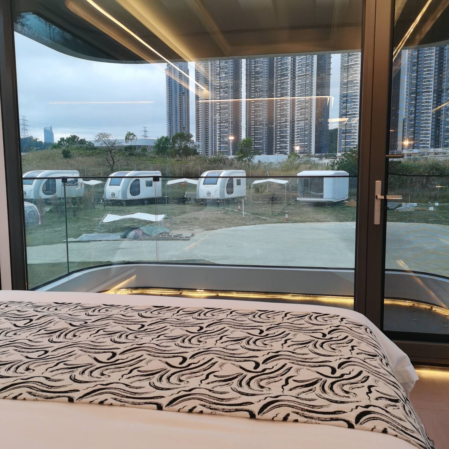 Park Nature Hillside 世外桃源 | 太空星艦露營車·蓮麻坑豪華營地 【高貴氣派】Majestic X7 盛世號太空艦 < 2-4人 > 8