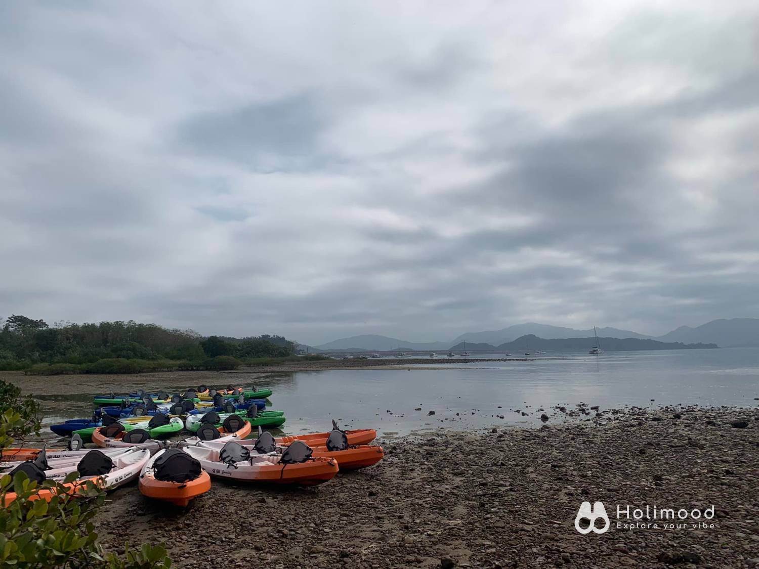 大尾篤BBQ - 鴻運燒烤煌｜任食燒烤＋水上樂園＋兒童設施 【大埔大美督】單人獨木舟/ 雙人獨木舟/ 直立板租借 (可泊車、可加4小時任食燒烤) 7