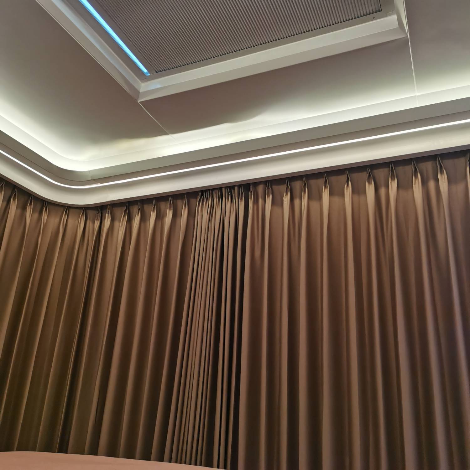 Park Nature Hillside | Starship Caravan·Glamping in Lin Ma Hang 【Moon Horizon H7】Discovery < 2-4 people > 9