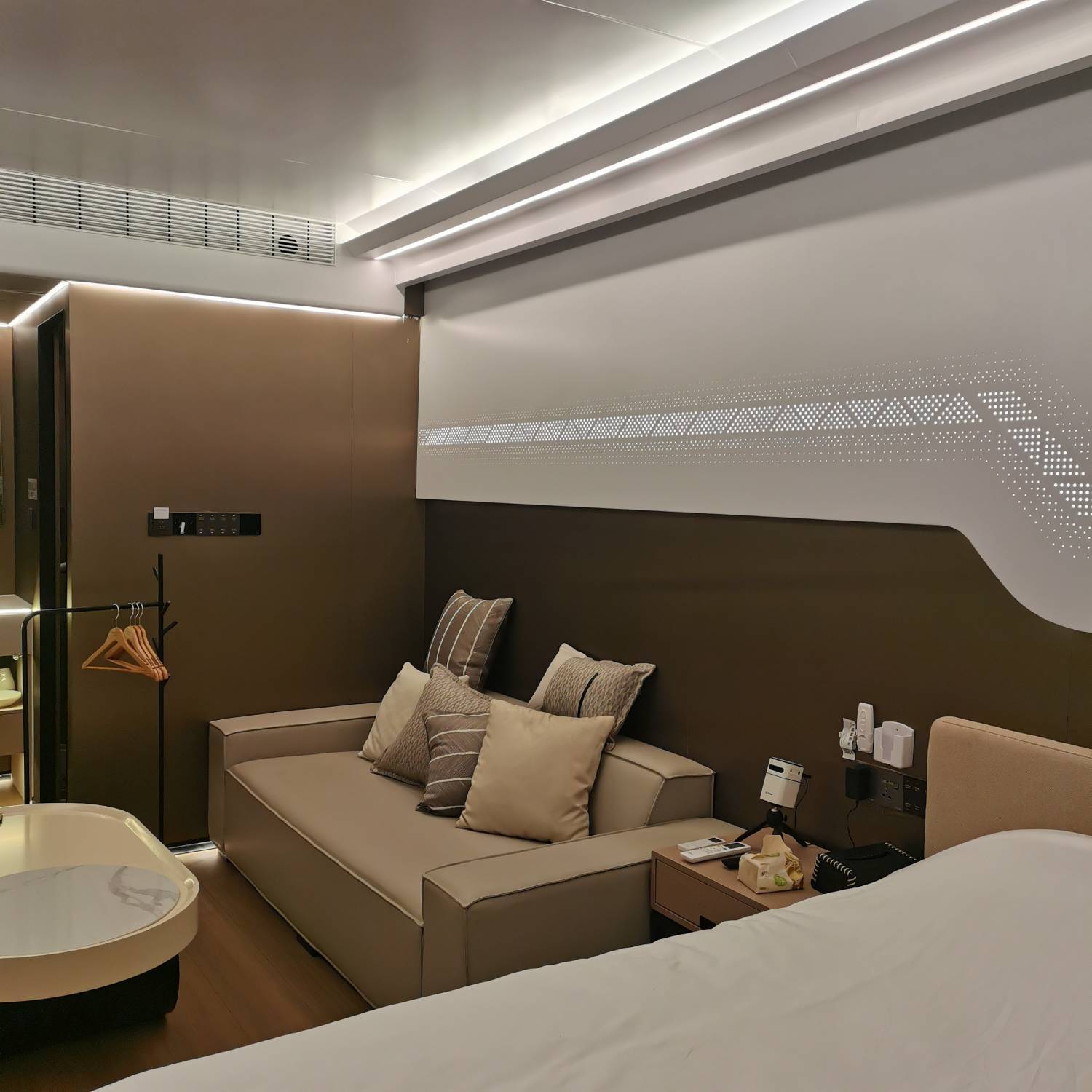 Park Nature Hillside 世外桃源 | 太空星艦露營車·蓮麻坑豪華營地 【Moon Horizon H5】蜂窩太空艙 < 2-4人 > 9