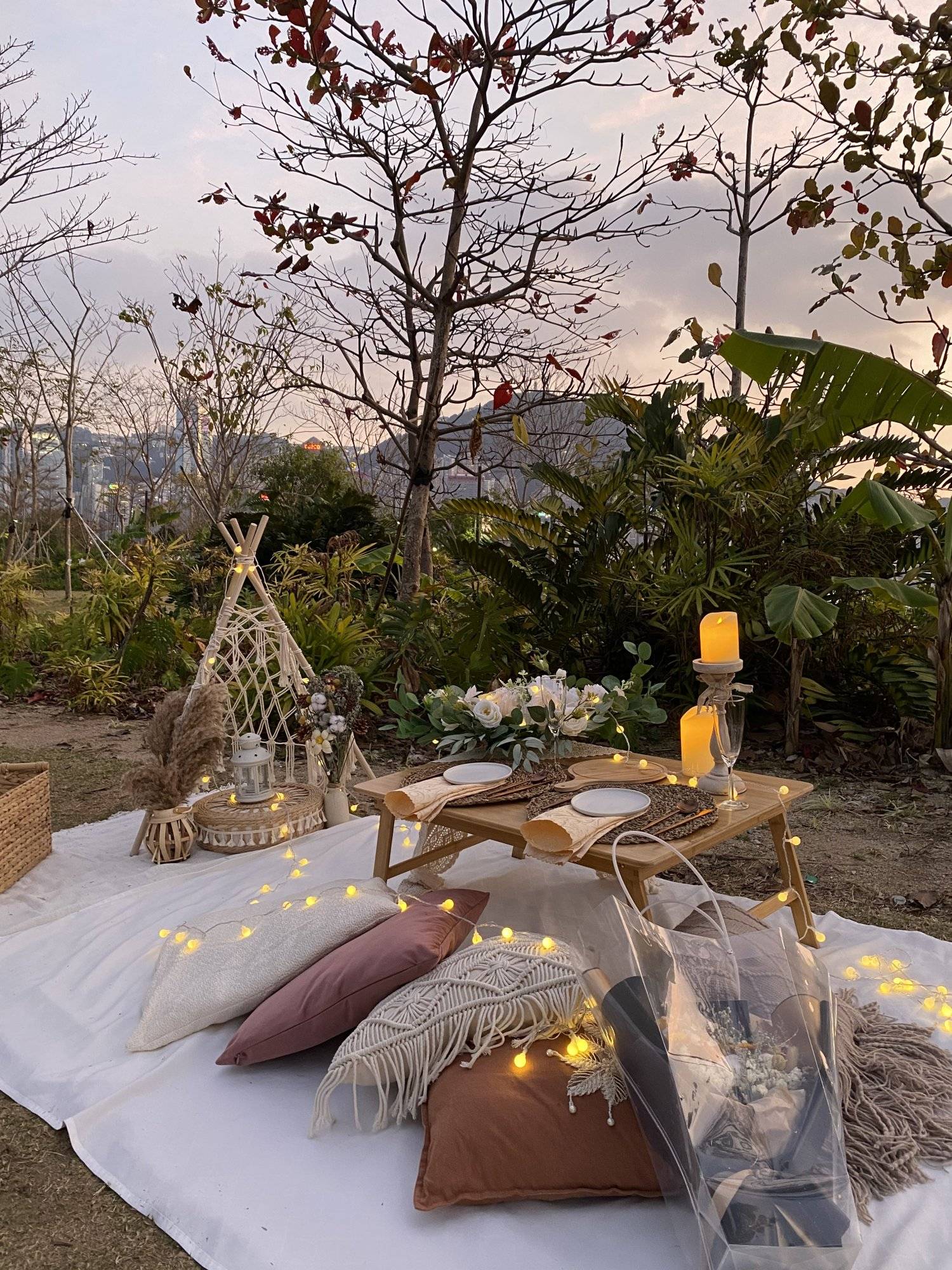 Picnicking by Misaka 【閨蜜打卡之選】專業野餐佈置服務 (經典/豪華套裝) 10