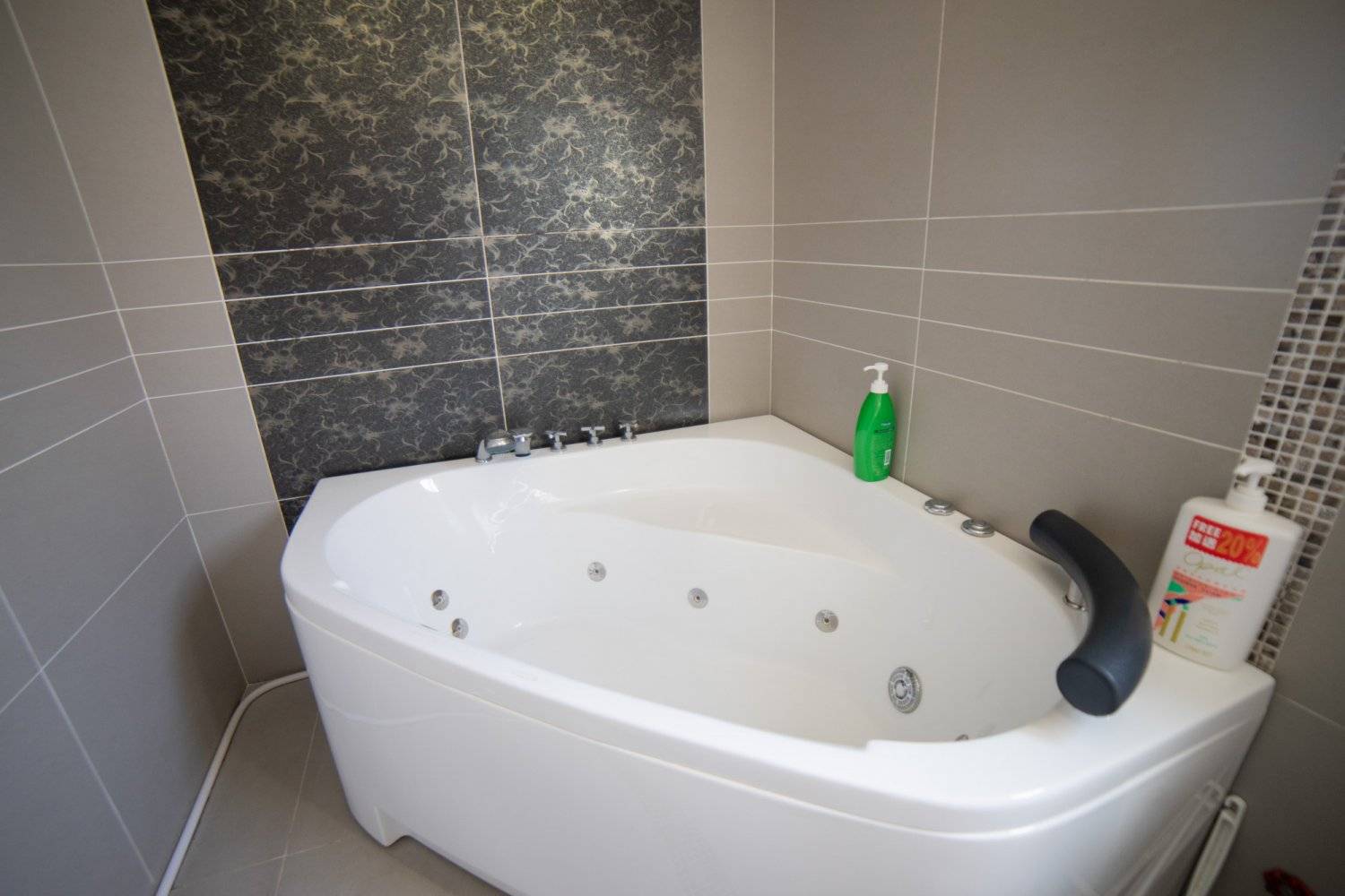 富記度假村 FK11F5 豪華水療海景套房 6