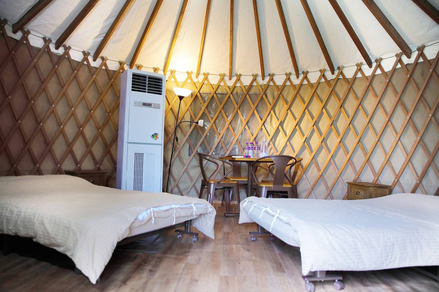 長洲西園露營歷奇園地 - 四大主題營區、豪華露營體驗、專業歷奇活動 【遊牧民族文化】 中蒙古包( 2-4 人)｜長洲西園 1