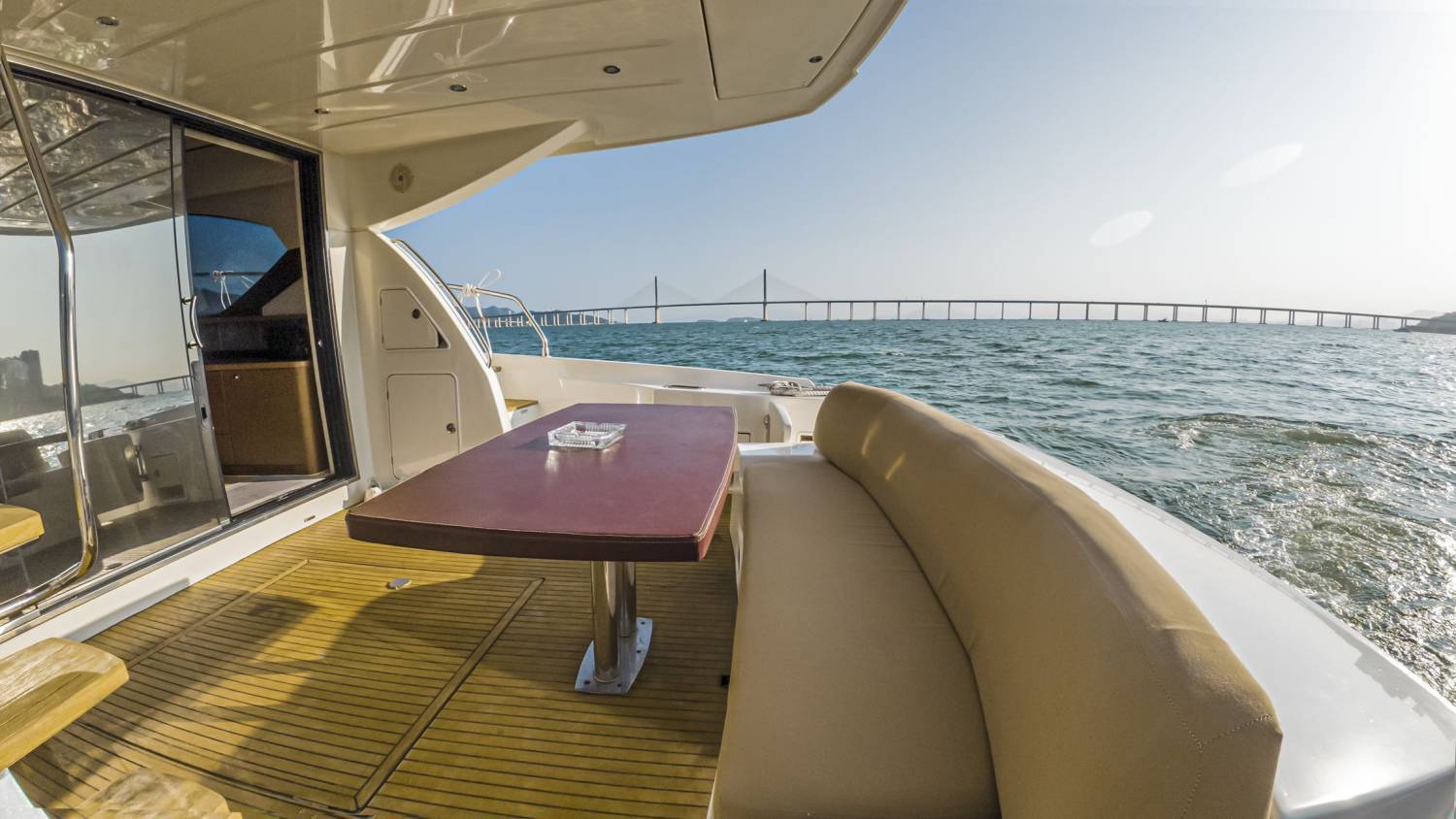 Holimood 州游 【坪仕島風光】3小時生日遊艇派對套餐 3