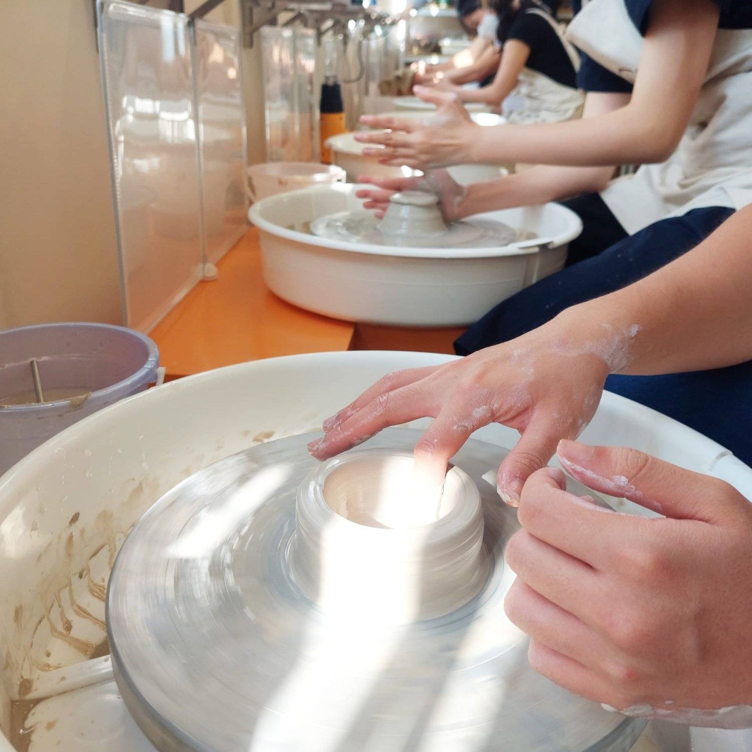 思陶藝術工作室 【手捏陶瓷工作坊】— 陶瓷拉坯體驗工作坊 6