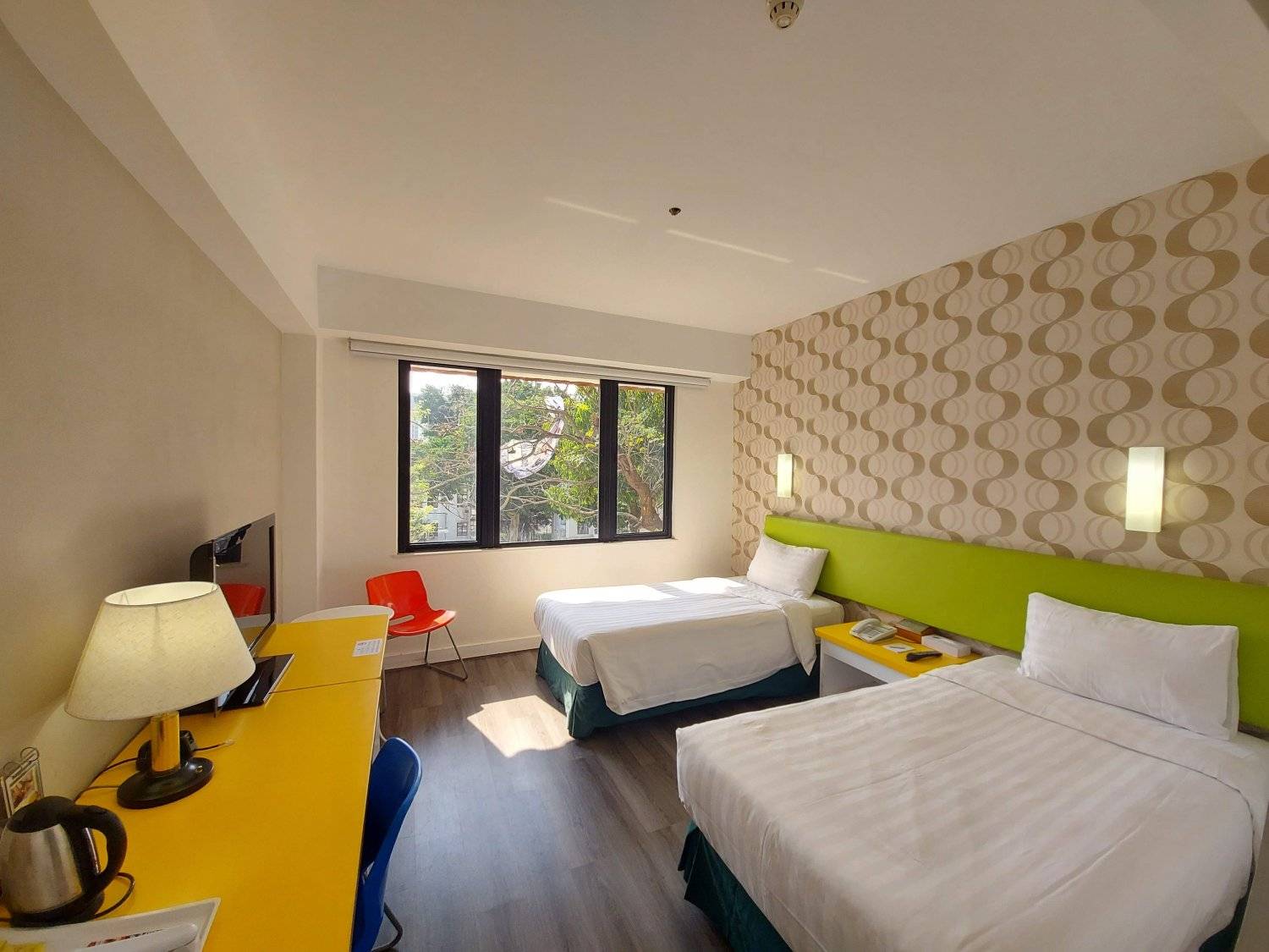 銀鑛灣渡假酒店 - 寵物住宿餐飲套票 & 梅窩海邊酒店 【情侶首選】雙床標準雙人客房 + 鄰近海灣｜銀鑛灣渡假酒店 1