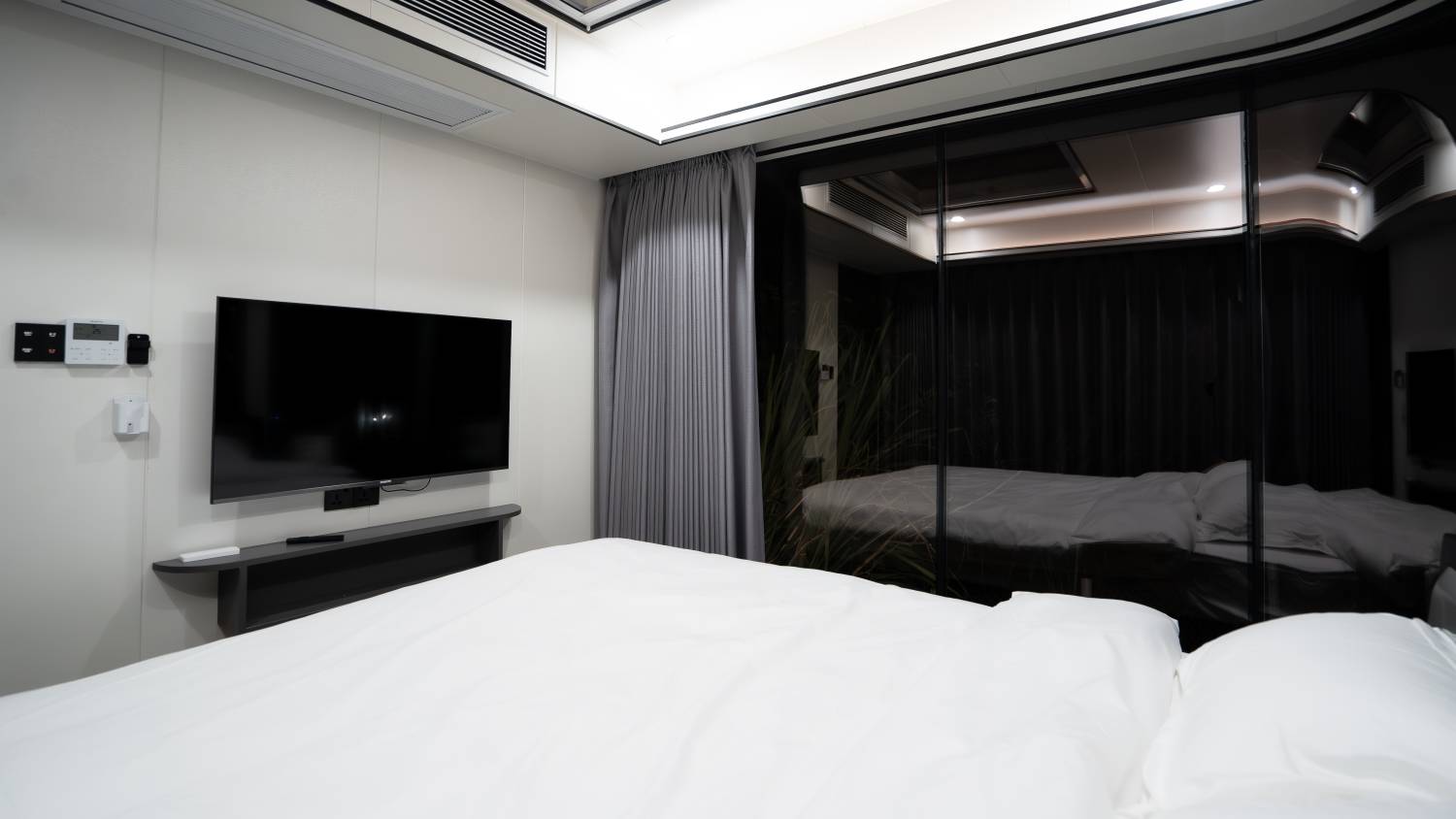 Park Nature Hillside 世外桃源 | 太空星艦露營車·蓮麻坑豪華營地 【派對風格】Starship DX 派對太空艦 < 2-6人 > 5