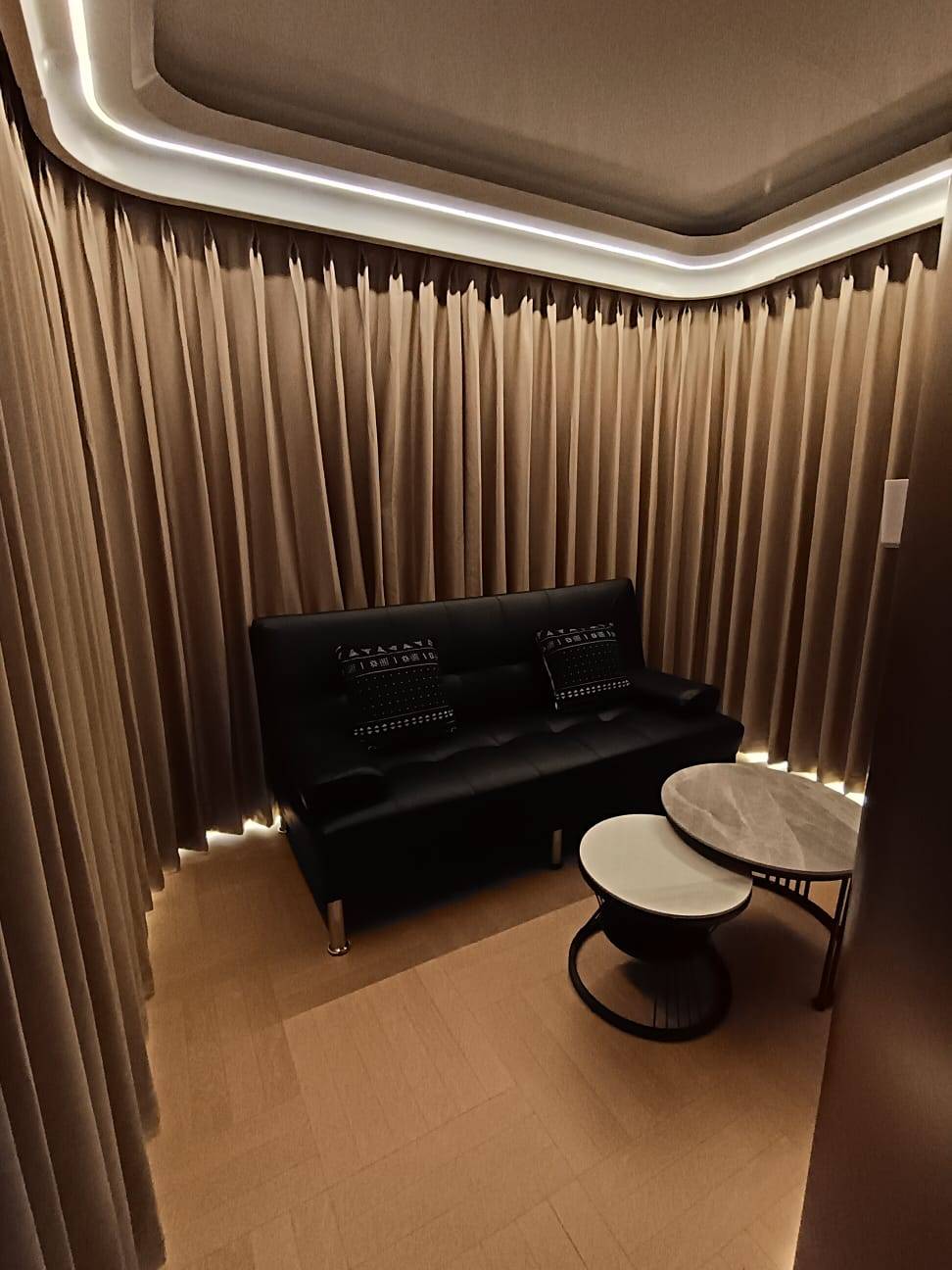 Park Nature Hillside 世外桃源 | 太空星艦露營車·蓮麻坑豪華營地 【寵物友善】🐶【Explorer X5】探星太空艙 < 2-4人 > 6