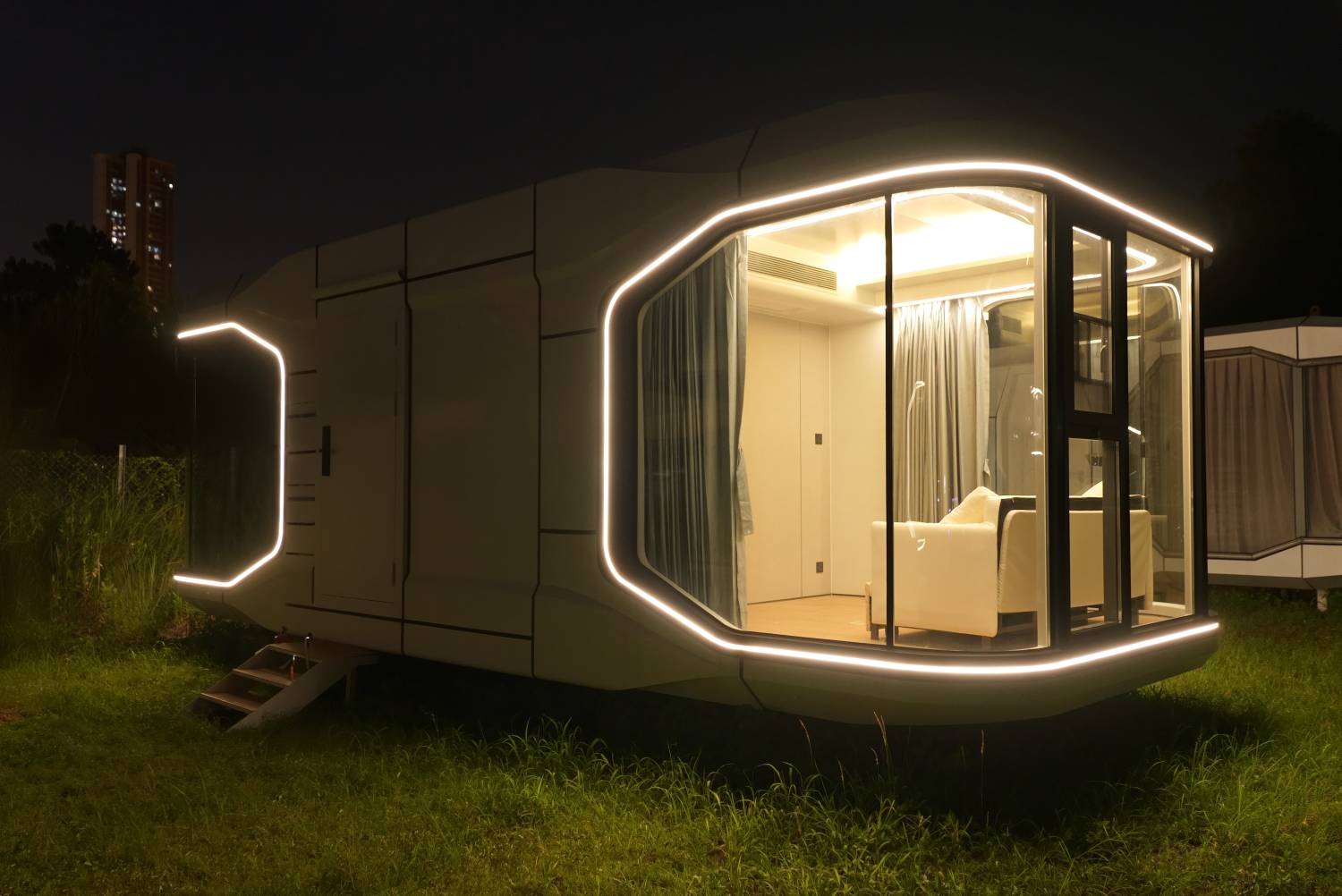 Park Nature Hillside 世外桃源 | 太空星艦露營車·蓮麻坑豪華營地 【寵物友善】🐶【Explorer E7】探月太空艙 < 2-4人 > 2