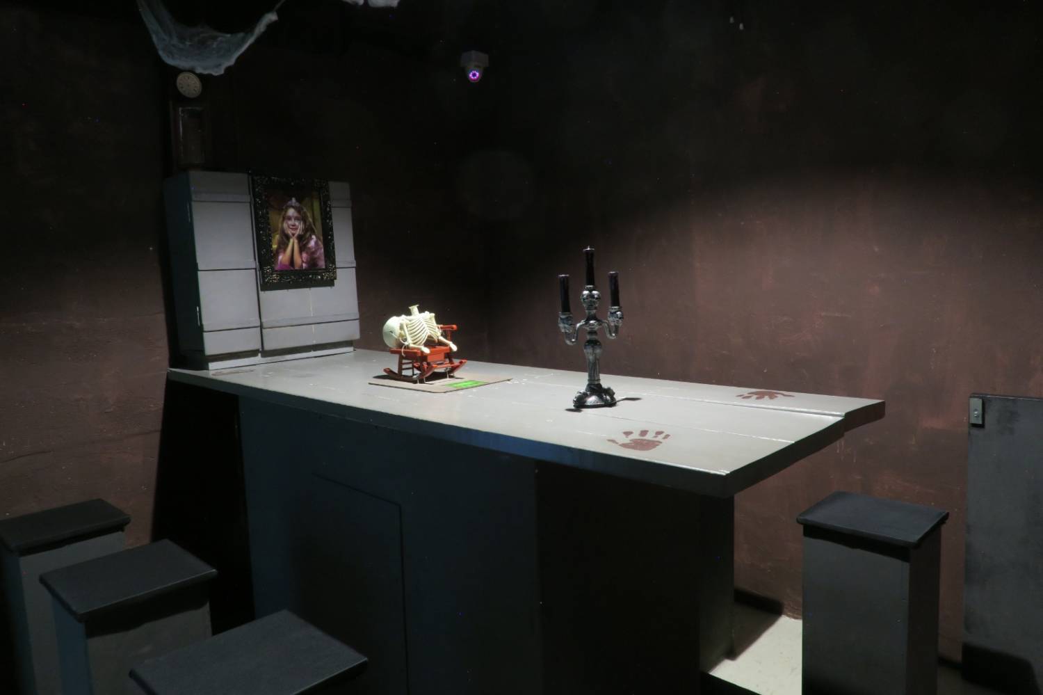 Title Escape 【佐敦．密室梯逃】首間地鋪兩層真人密室逃脫 4